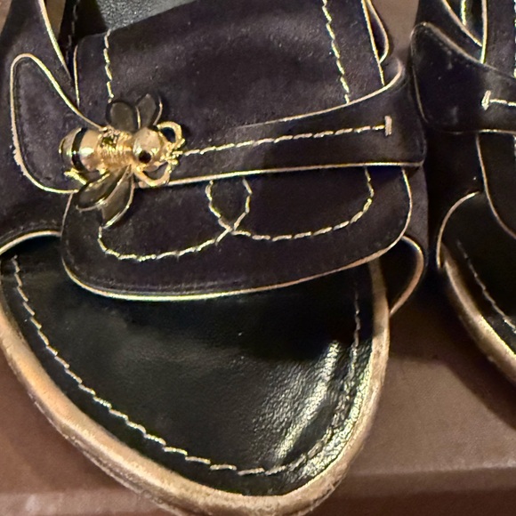 Authentic Louis Vuitton Bee High Heel Sandals 9.5 w/box - Picture 5 of 16